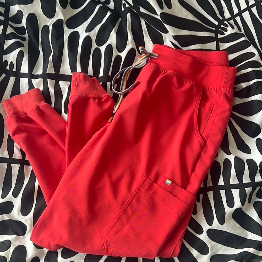 Figs Women's Red Scrub Joggers - Picture 2 of 4